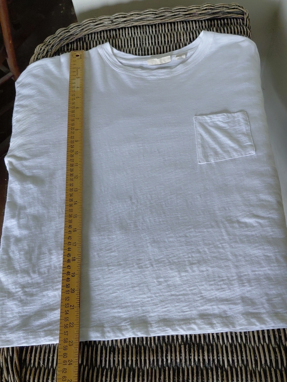 Christian Siriano White Short-Sleeve Pocket Tee - Picture 8 of 10